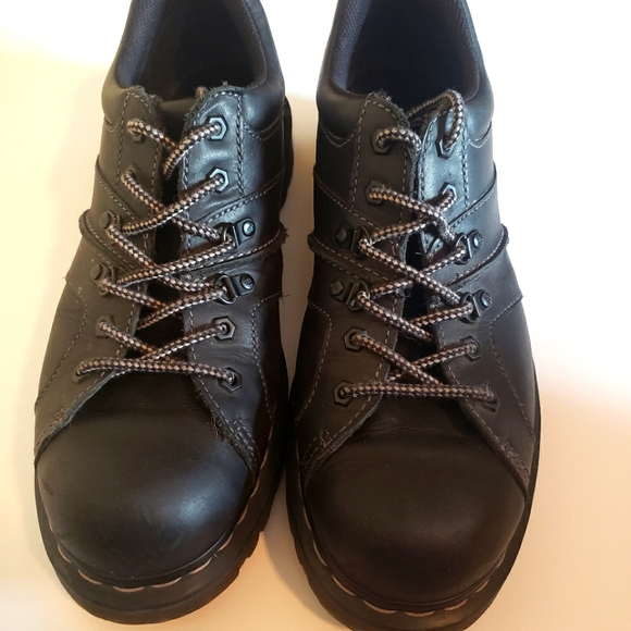 Dr. Marten Shoes (Men's Size 11US) - Picture 2 of 4